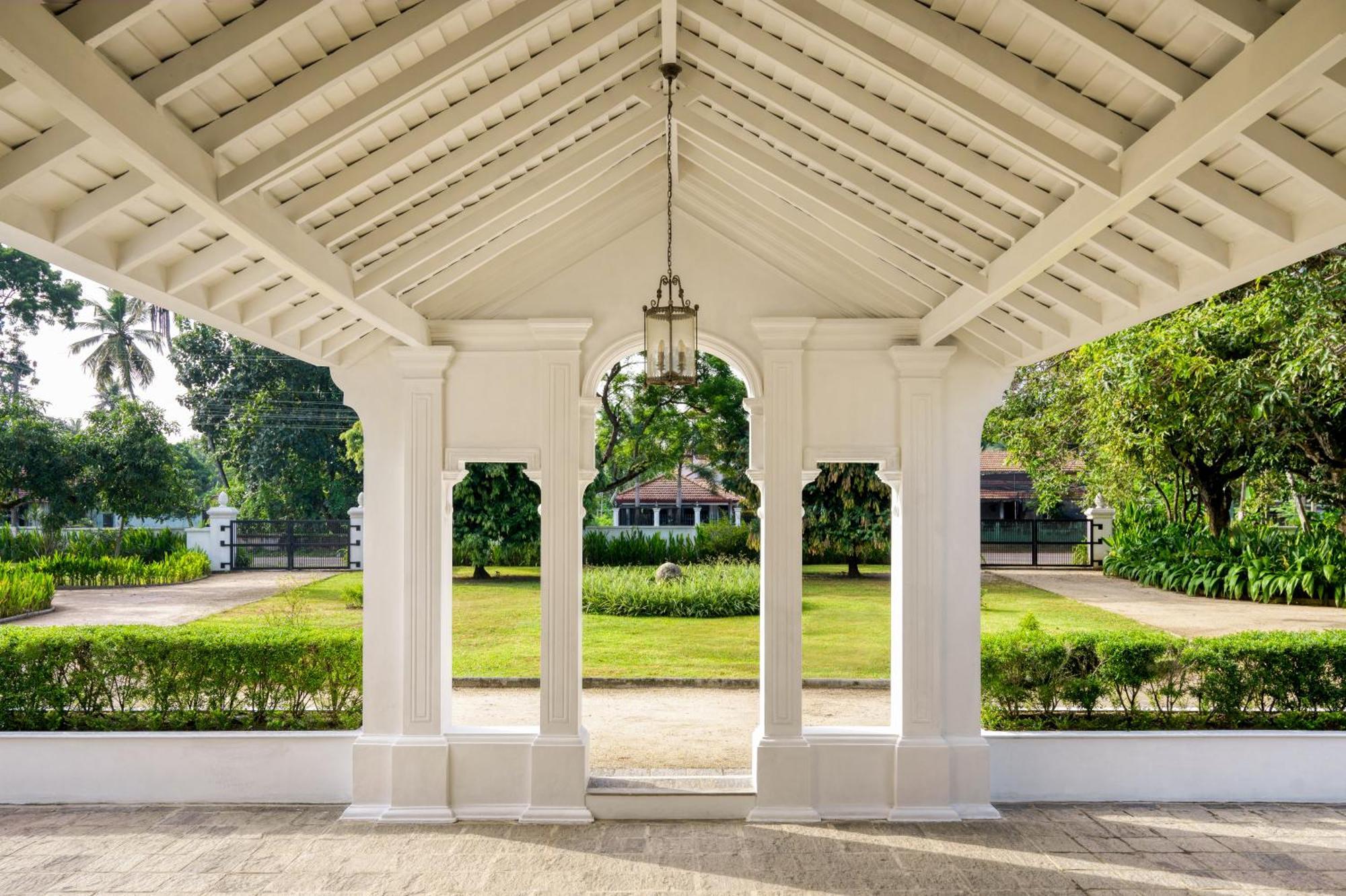 Taru Villas Riva - Negombo Exterior foto